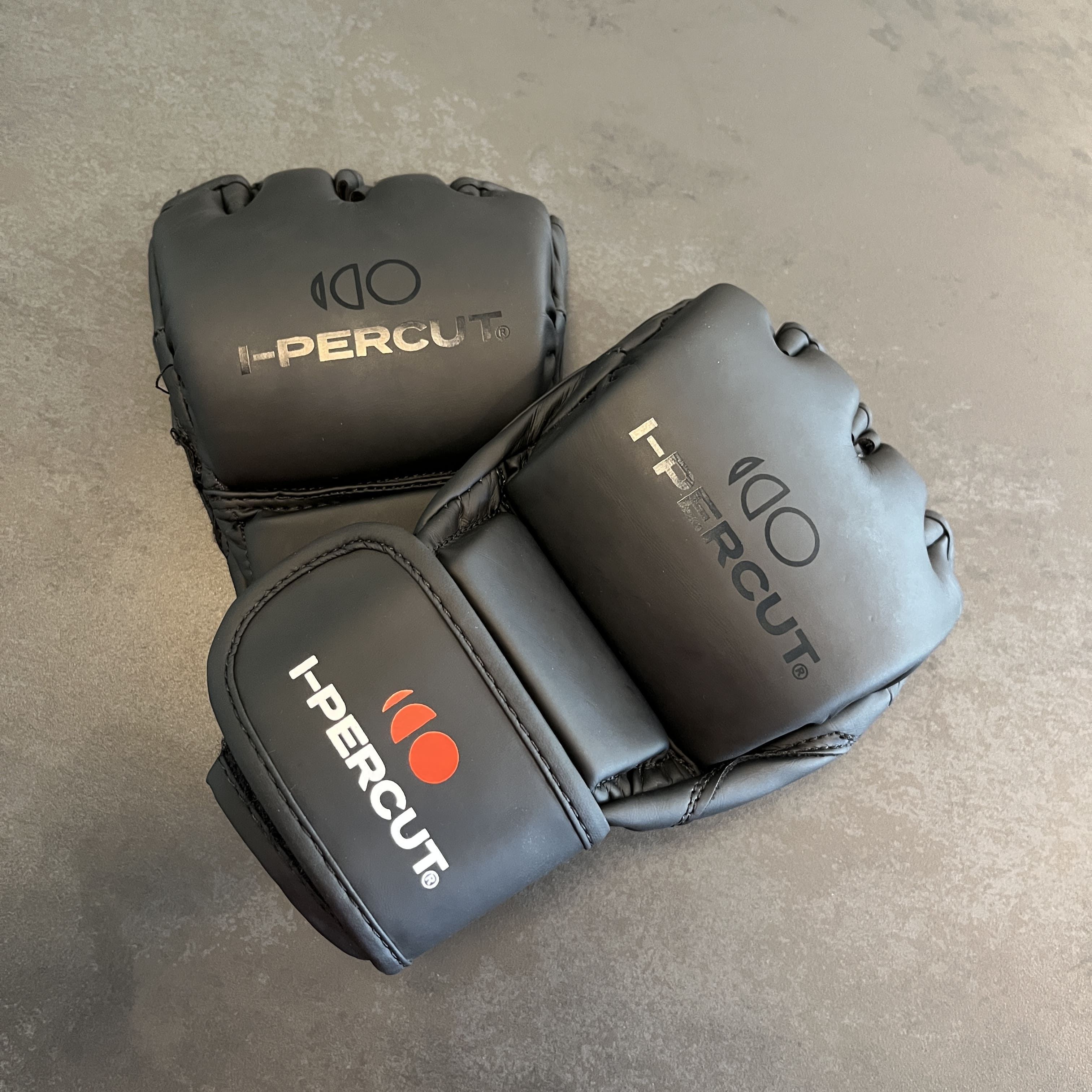 I-Percut Fitboxing Gloves 02